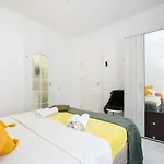 Light-monza-unirii * بوخارست