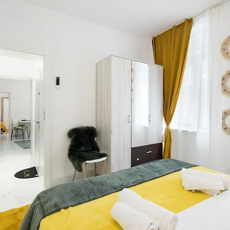 Apartament Light-monza-unirii Bucureşti