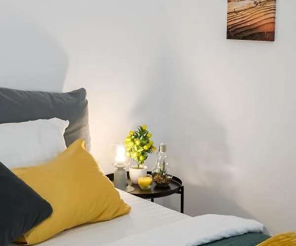 Light-monza-unirii Appartement