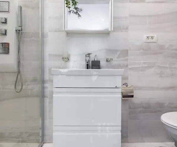 Light-monza-unirii * Bukarest