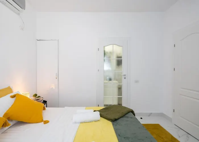 Light-monza-unirii Apartman