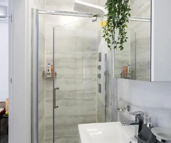 Light-monza-unirii Apartman *