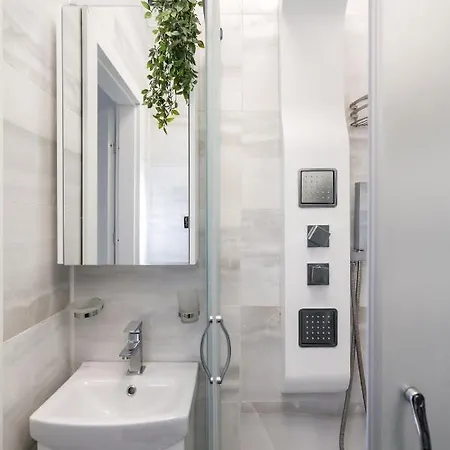 Light-monza-unirii * Bukareszt