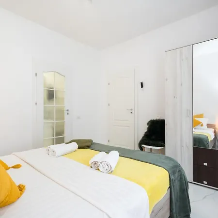 Light-monza-unirii * Bukareszt